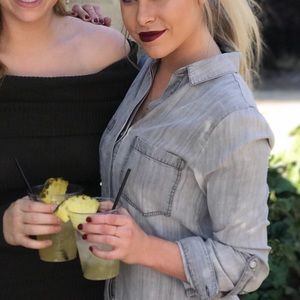 Like new grey wash button down long sleeve button up blouse S